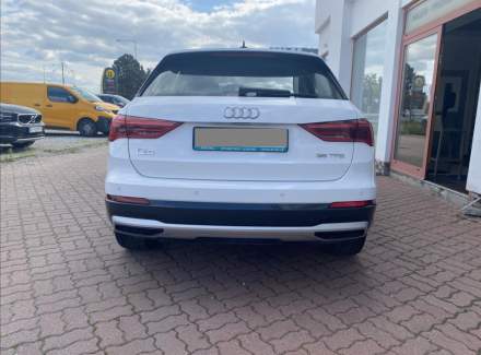 Audi - Q3