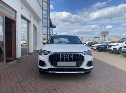 Audi - Q3