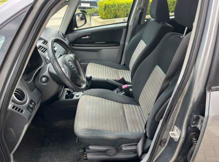 Suzuki - SX4