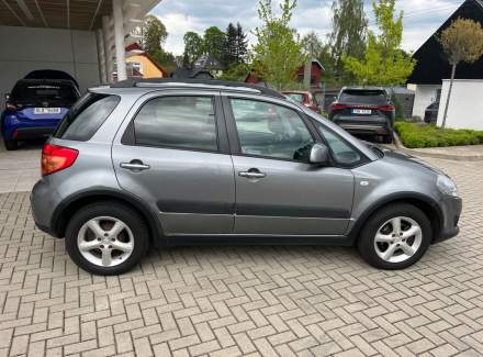 Suzuki - SX4