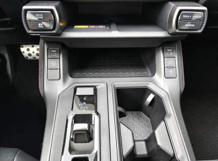 Toyota - RAV 4