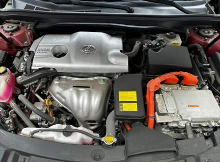 Lexus - ES