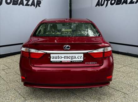 Lexus - ES