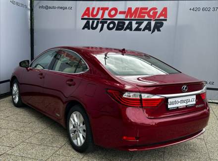 Lexus - ES