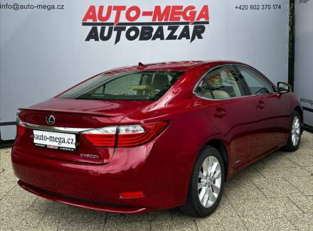 Lexus - ES