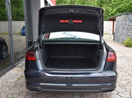 Audi - A6