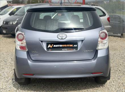 Toyota - Verso