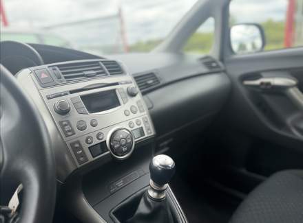 Toyota - Verso