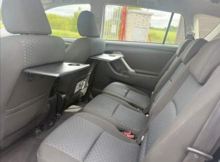 Toyota - Verso