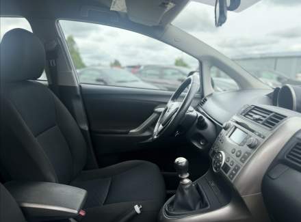 Toyota - Verso