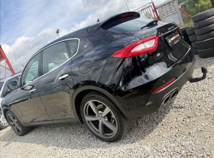 Maserati - Levante