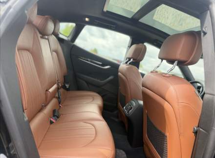 Maserati - Levante