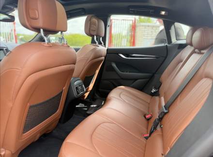 Maserati - Levante