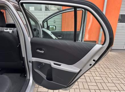 Toyota - Yaris