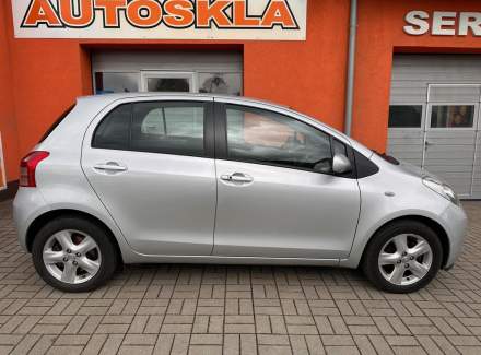 Toyota - Yaris