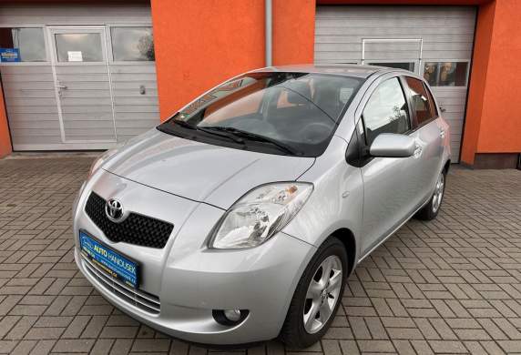 Toyota - Yaris