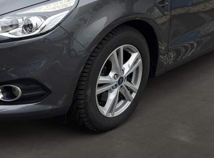 Ford - S-MAX