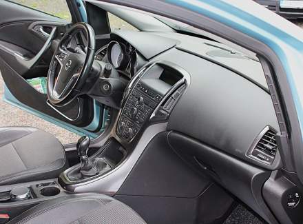 Opel - Astra
