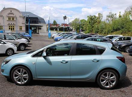 Opel - Astra