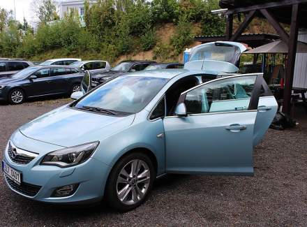 Opel - Astra