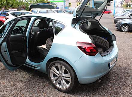 Opel - Astra