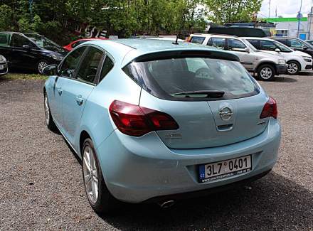 Opel - Astra