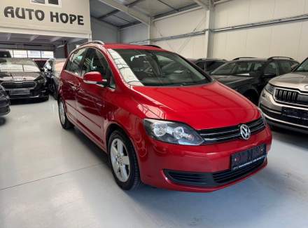 Volkswagen - Golf
