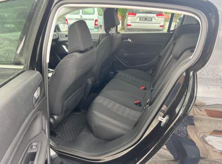 Peugeot - 308