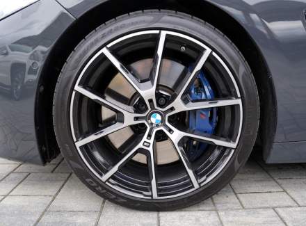 BMW - 8er