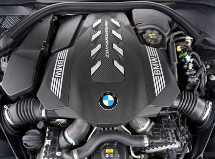 BMW - 8er