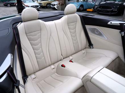 BMW - 8er
