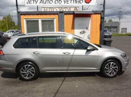 Volkswagen - Golf