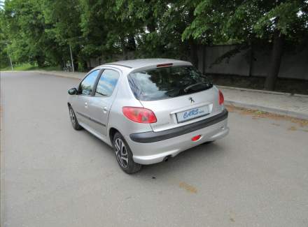Peugeot - 206