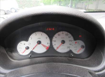 Peugeot - 206