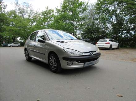 Peugeot - 206