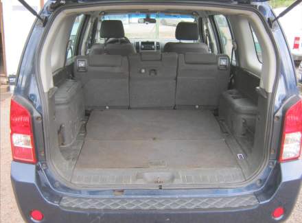 Nissan - Pathfinder
