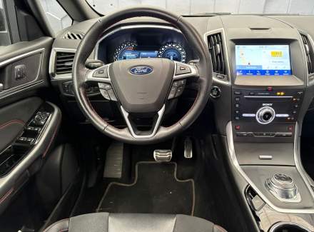 Ford - S-MAX