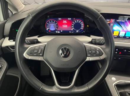 Volkswagen - Golf