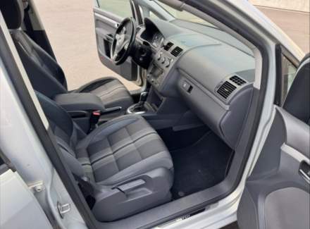 Volkswagen - Touran