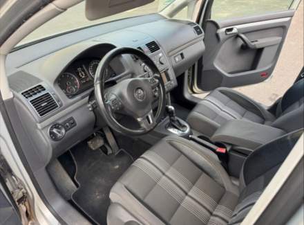 Volkswagen - Touran