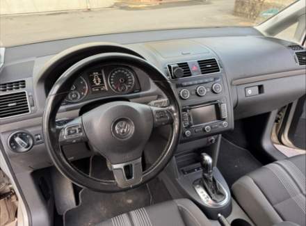 Volkswagen - Touran