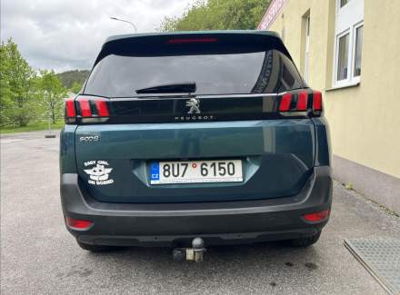 Peugeot - 5008