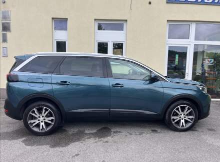 Peugeot - 5008