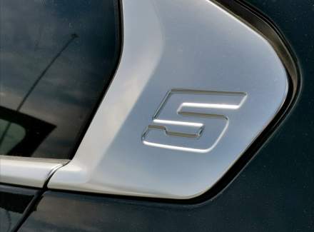 BMW - i5
