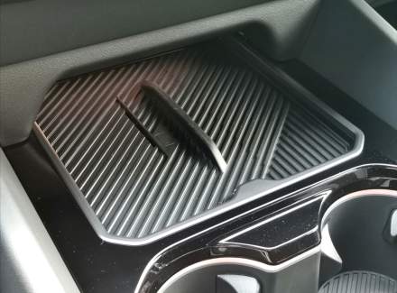 BMW - i5
