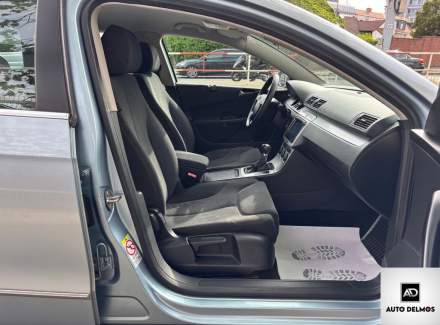Volkswagen - Passat