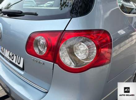 Volkswagen - Passat