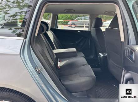 Volkswagen - Passat