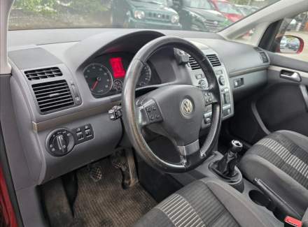 Volkswagen - Touran