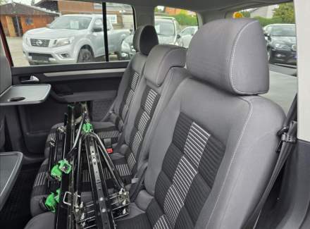 Volkswagen - Touran